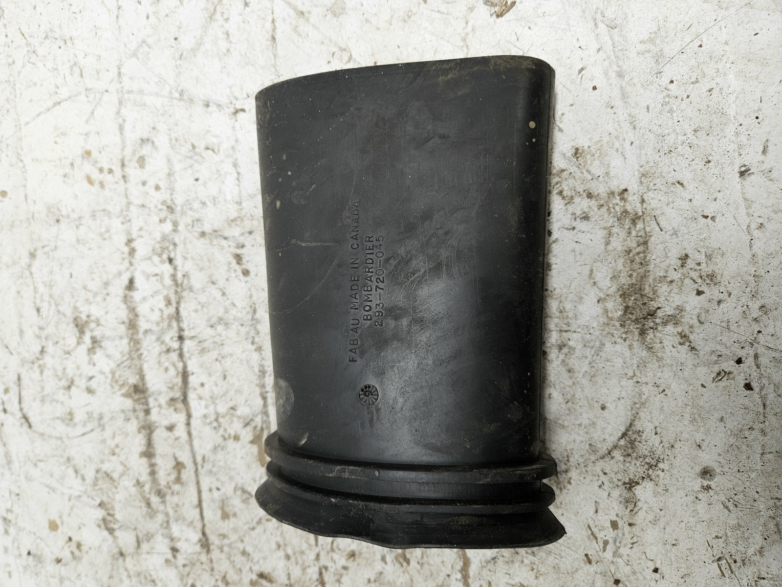 SeaDoo Bombardier 1997-1999 XP XP Limited Air Cleaner Grommet Part# 293720045