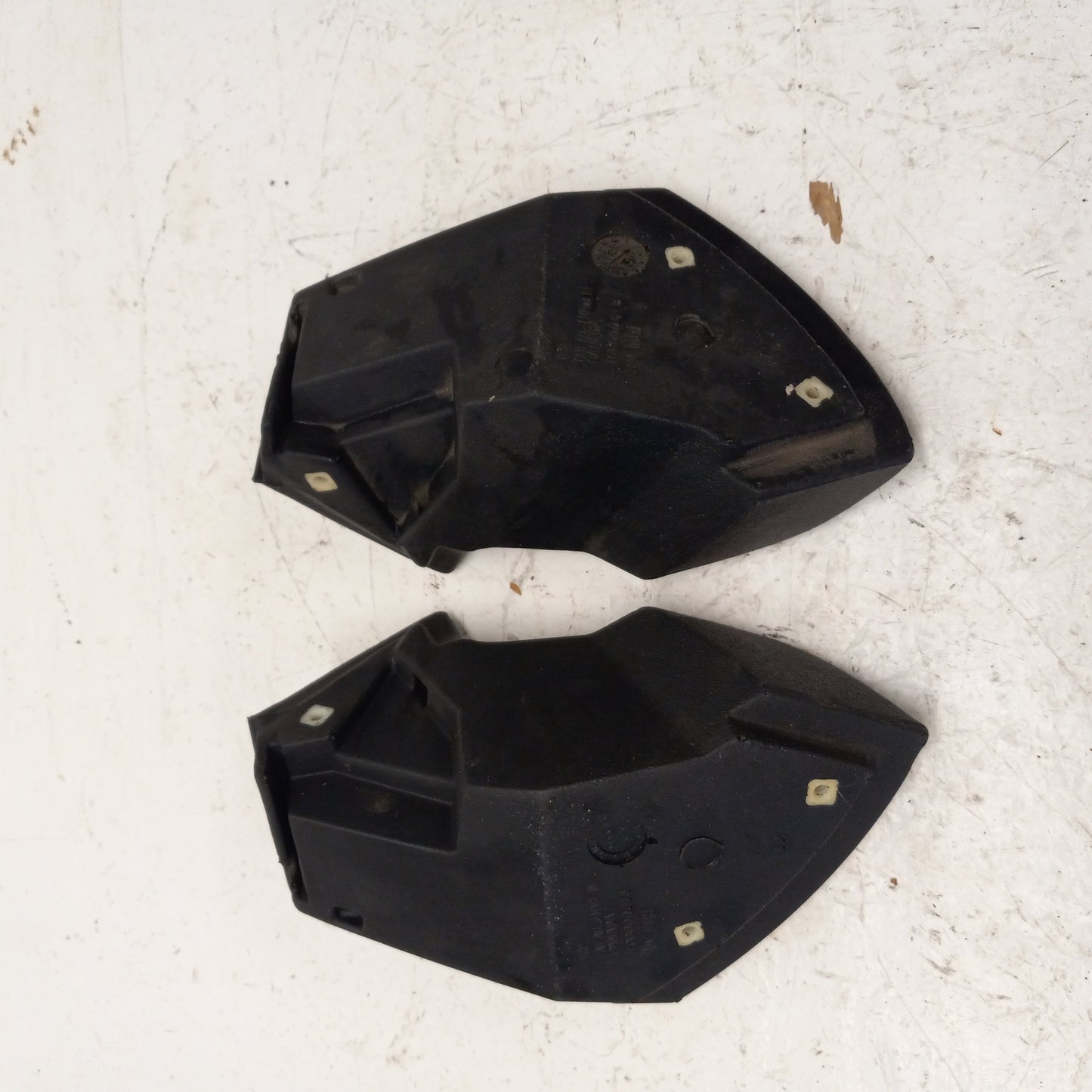 Can-Am Roadster 2010-2019 RT OEM Tourpack Armrest Set Part# 708000614 708000615