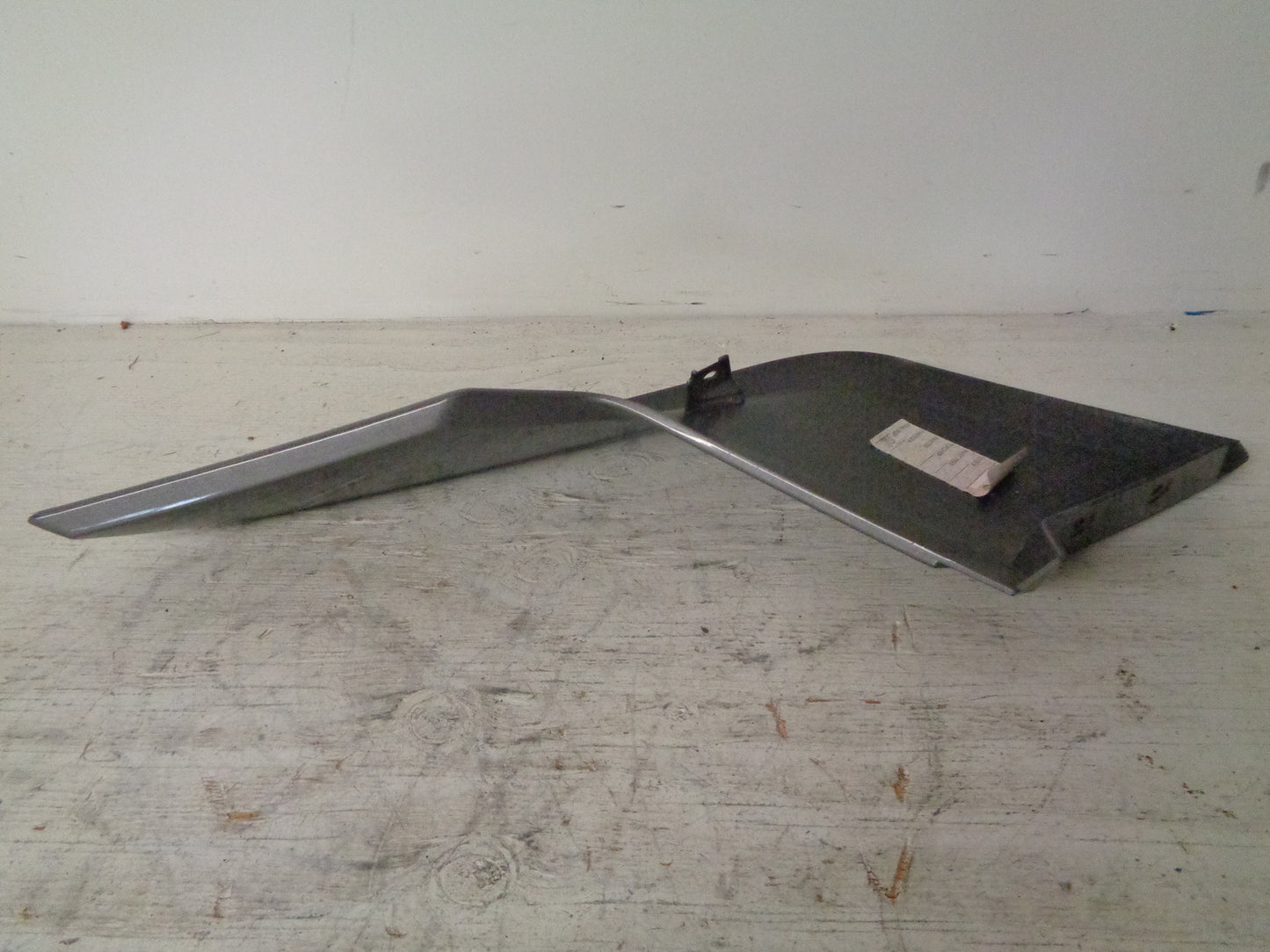 Polaris 2016-2018 Slingshot OEM NEW RH Metallic Silver Upper Wing Part# 5439700