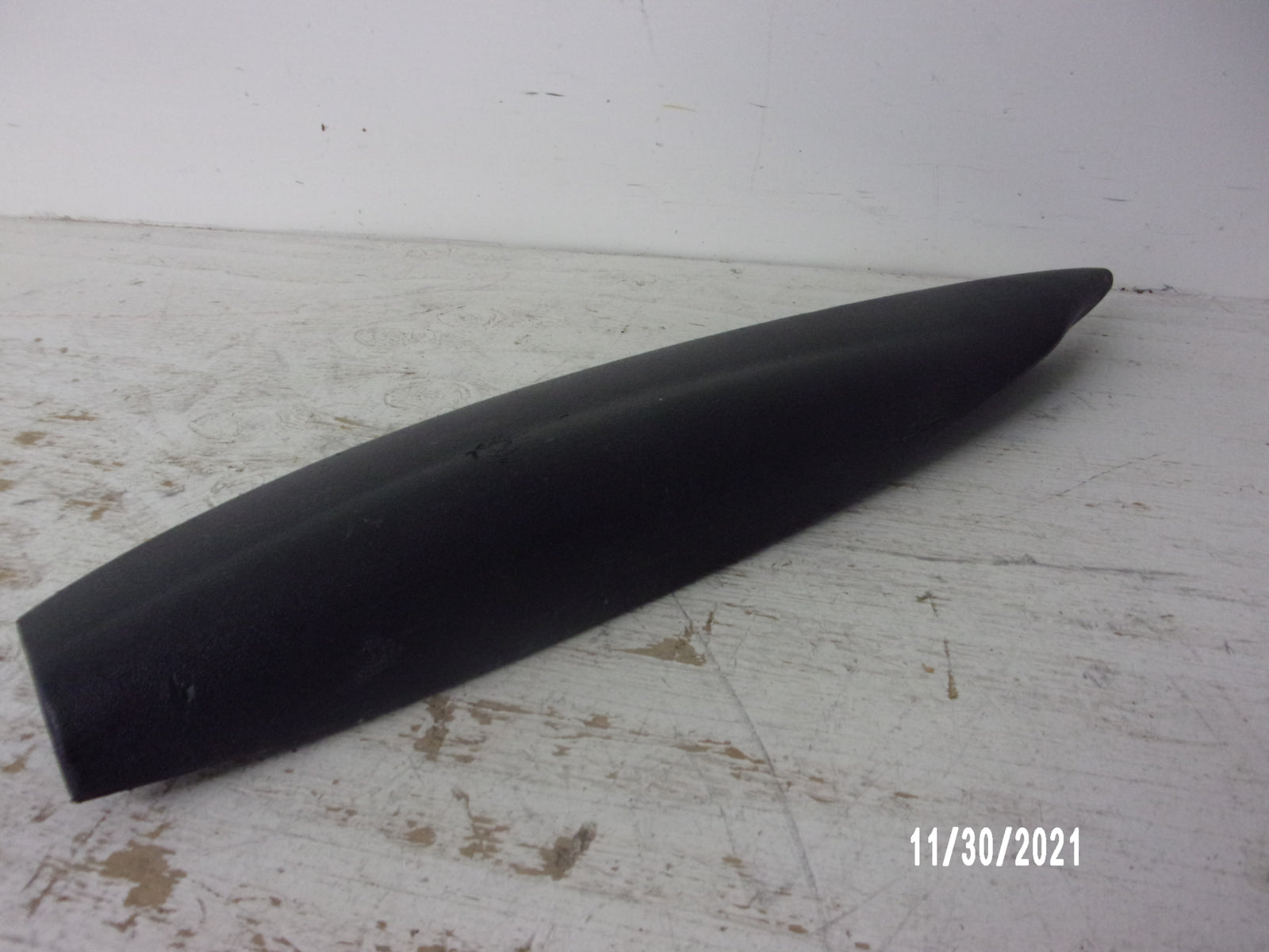 Yamaha WaveRunner 1998-1999 XL 760/1200 OEM Black Right Sponson GU2-U883P-00-00