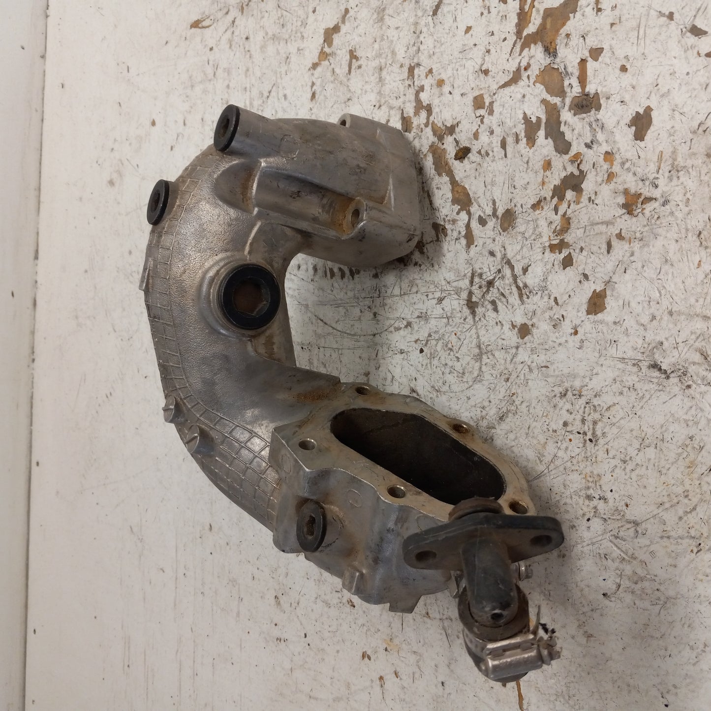 Honda Aquatraxx 2003-2007 F-12 F-12X OEM Exhaust Body Head Pipe # 18320-HW1-680