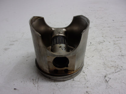 Kawasaki Jet Ski 1995-2002 SXI XI STX STS ZXI SX-R 750 OEM Piston # 13001-3719