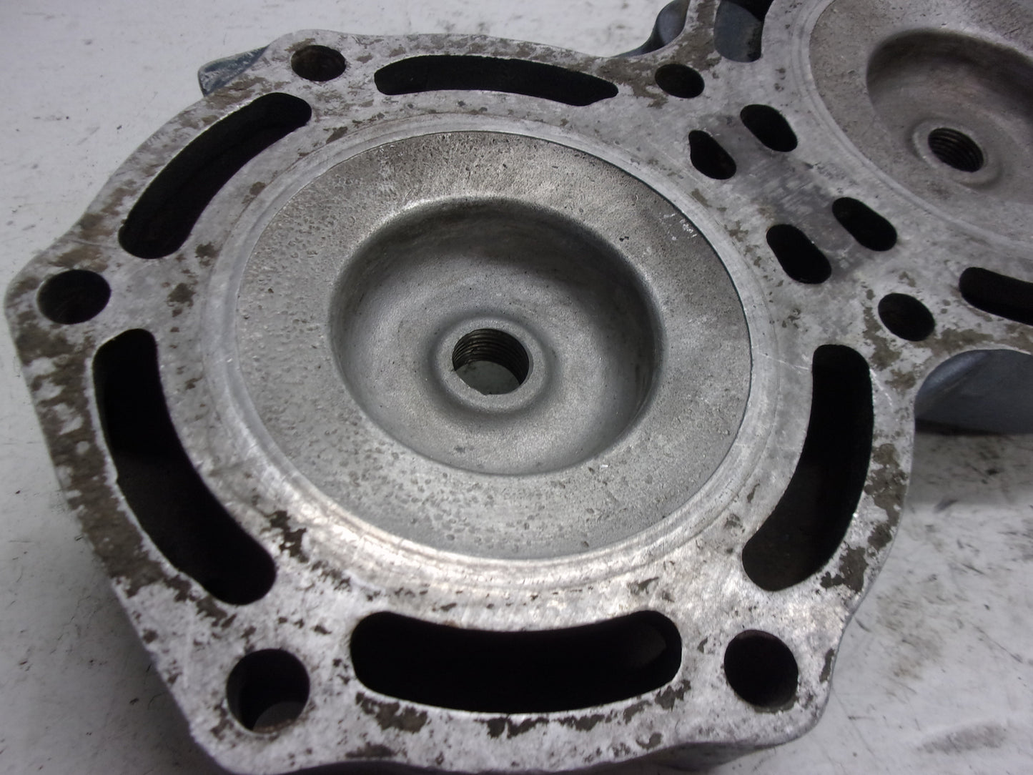 Yamaha Waverunner 1990-1996 SuperJet VXR 650 OEM Cylinder Head # 6R7-11111-00-94