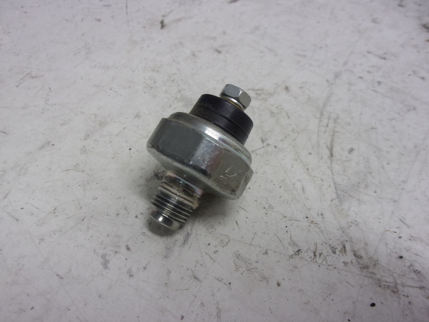 Yamaha Waverunner 2002-2021 VX V1 FX HO OEM Oil Pressure Sensor 68V-82504-00-00