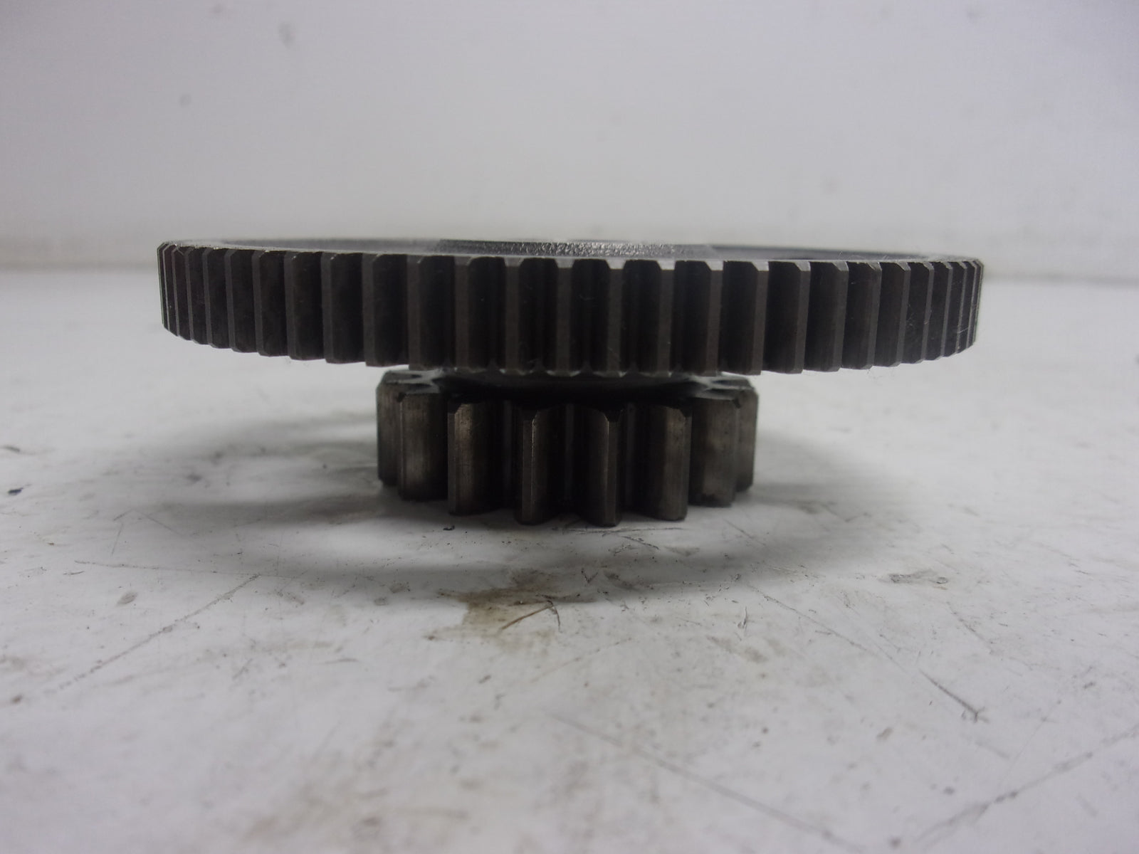 Yamaha WaveRunner 2002-2015 VX FX V1 OEM Idler Gear Assembly # 60E-15517-00-00
