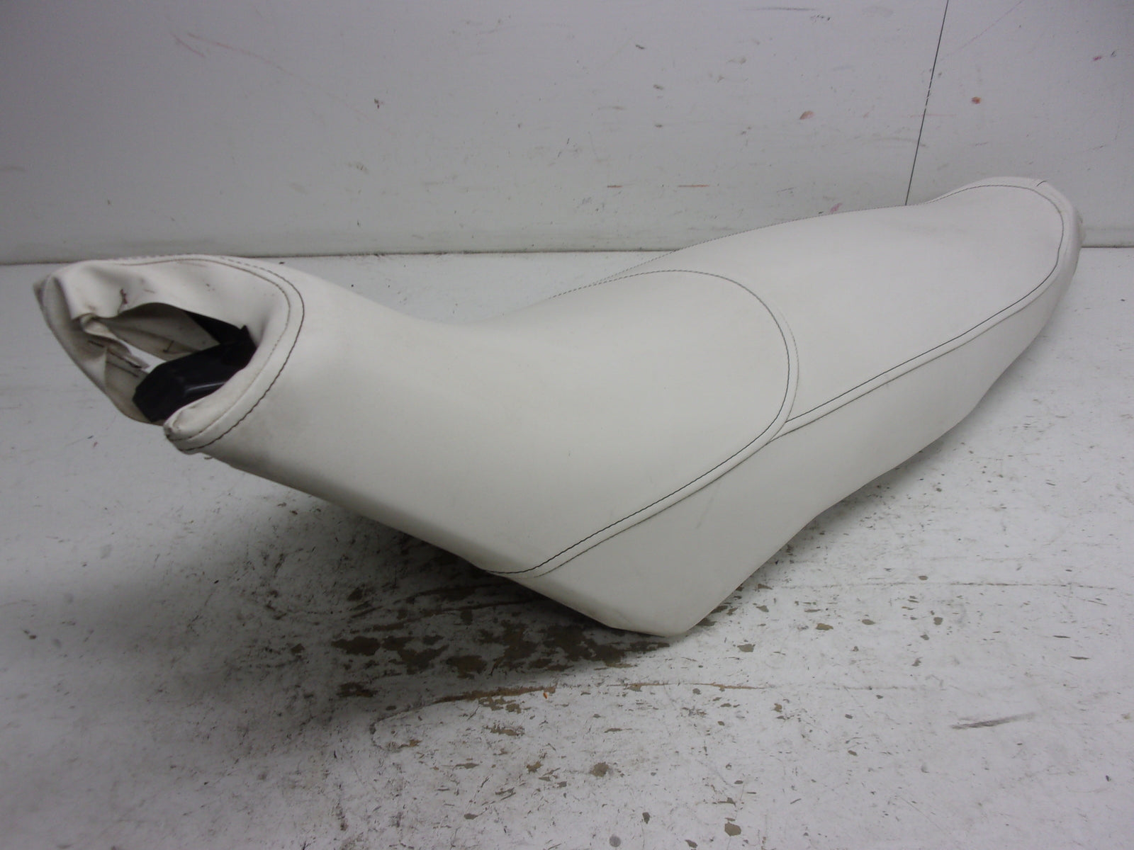 Sea Doo Bombardier 2015 Spark OEM White 3 Up Seat Assembly Part# 269002905