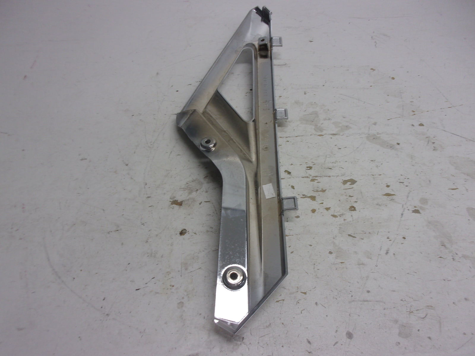 Yamaha WaveRunner 2015-2019 VX VXS VXR OEM Chrome RH Side Trim F2X-U377G-00-00