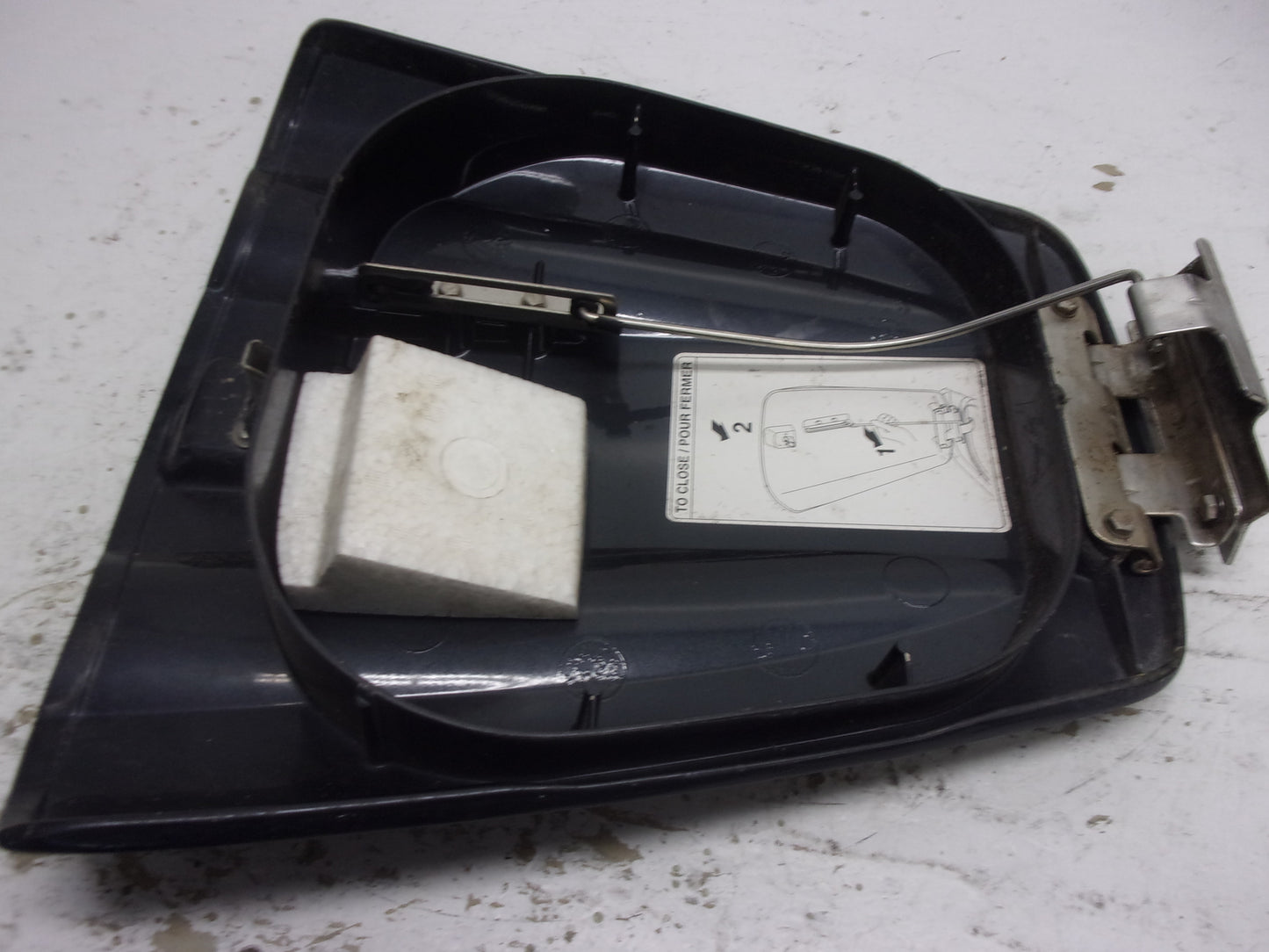 Kawasaki Jet Ski 1998 ZXI 1100 OEM Gray Hatch Cover Assembly Part 14090-3747-JR