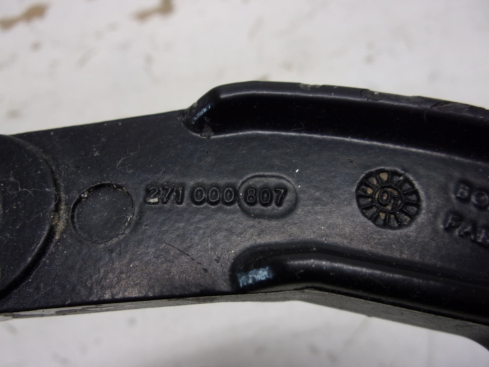 Sea Doo Bombardier PWC 1999 GSX Limited OEM Venturi + Steering Nozzle 271000994