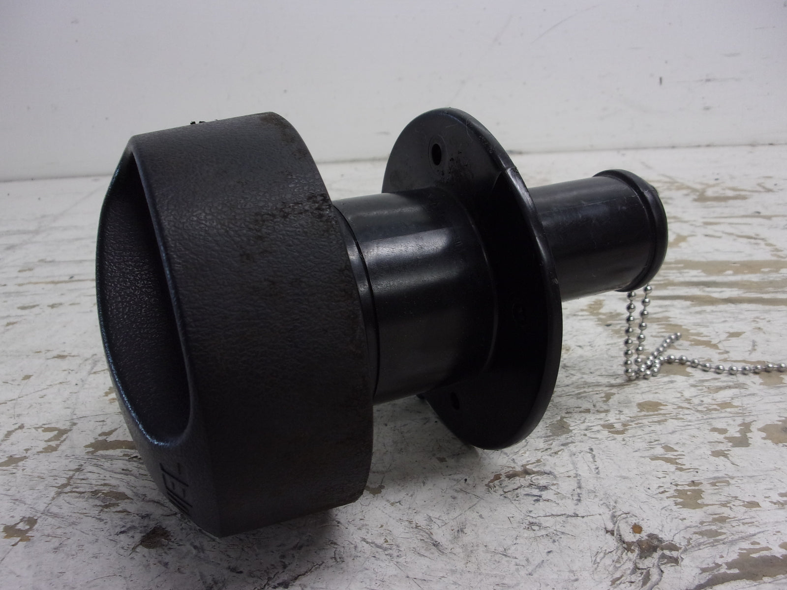 Honda PWC Aquatraxx 2002-2003 F-12 F-12X Fuel Filler Neck + Cap # 17620-HW1-670