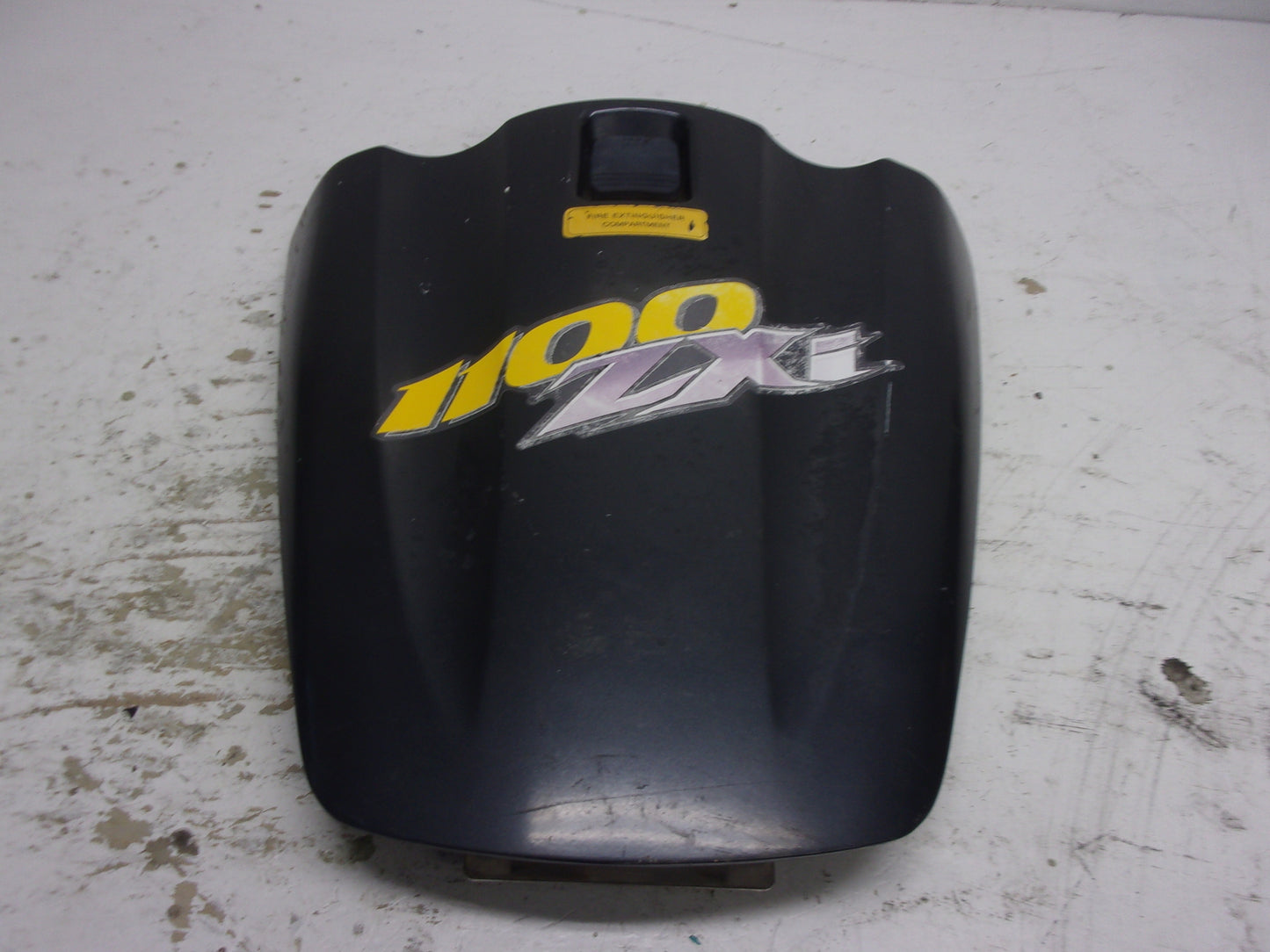 Kawasaki Jet Ski 1998 ZXI 1100 OEM Gray Hatch Cover Assembly Part 14090-3747-JR