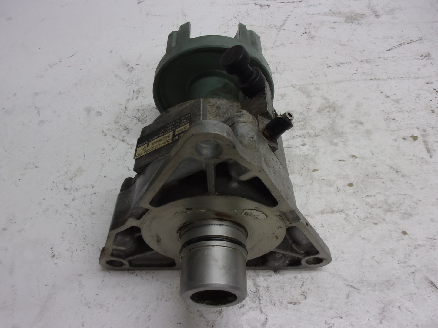Yamaha Waverunner 1997 WaveVenture 1100 OEM Bearing Housing # 61X-45332-02-97