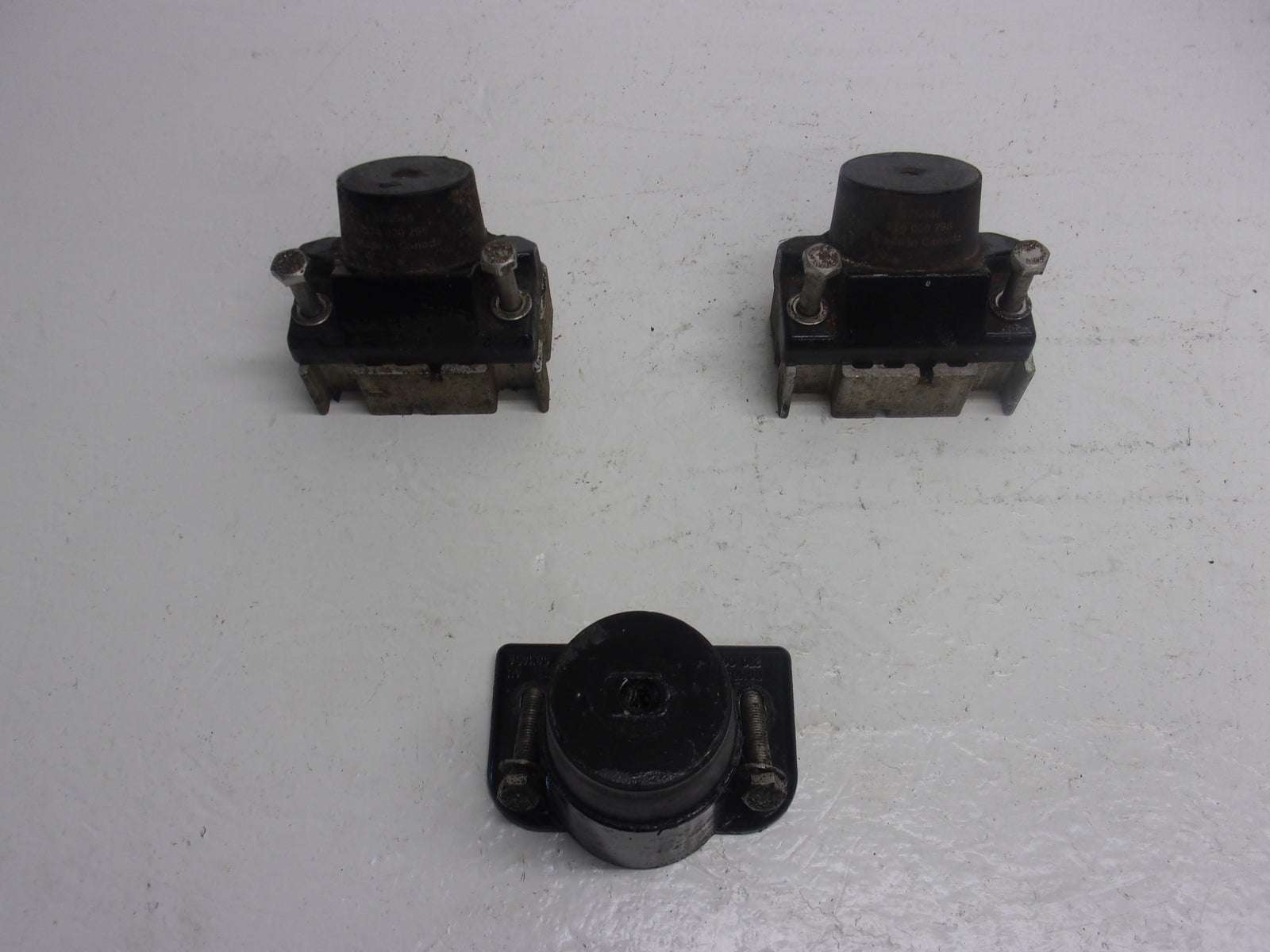 Sea Doo Bombardier 1997-1998 SPX GSX GTX XP OEM Engine Mount Set Part# 270000297