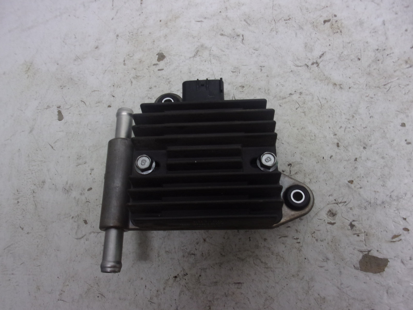 Yamaha Waverunner 2016-2022 VX EX V1 Regulator Rectifier + Plate 6D3-81960-00-00
