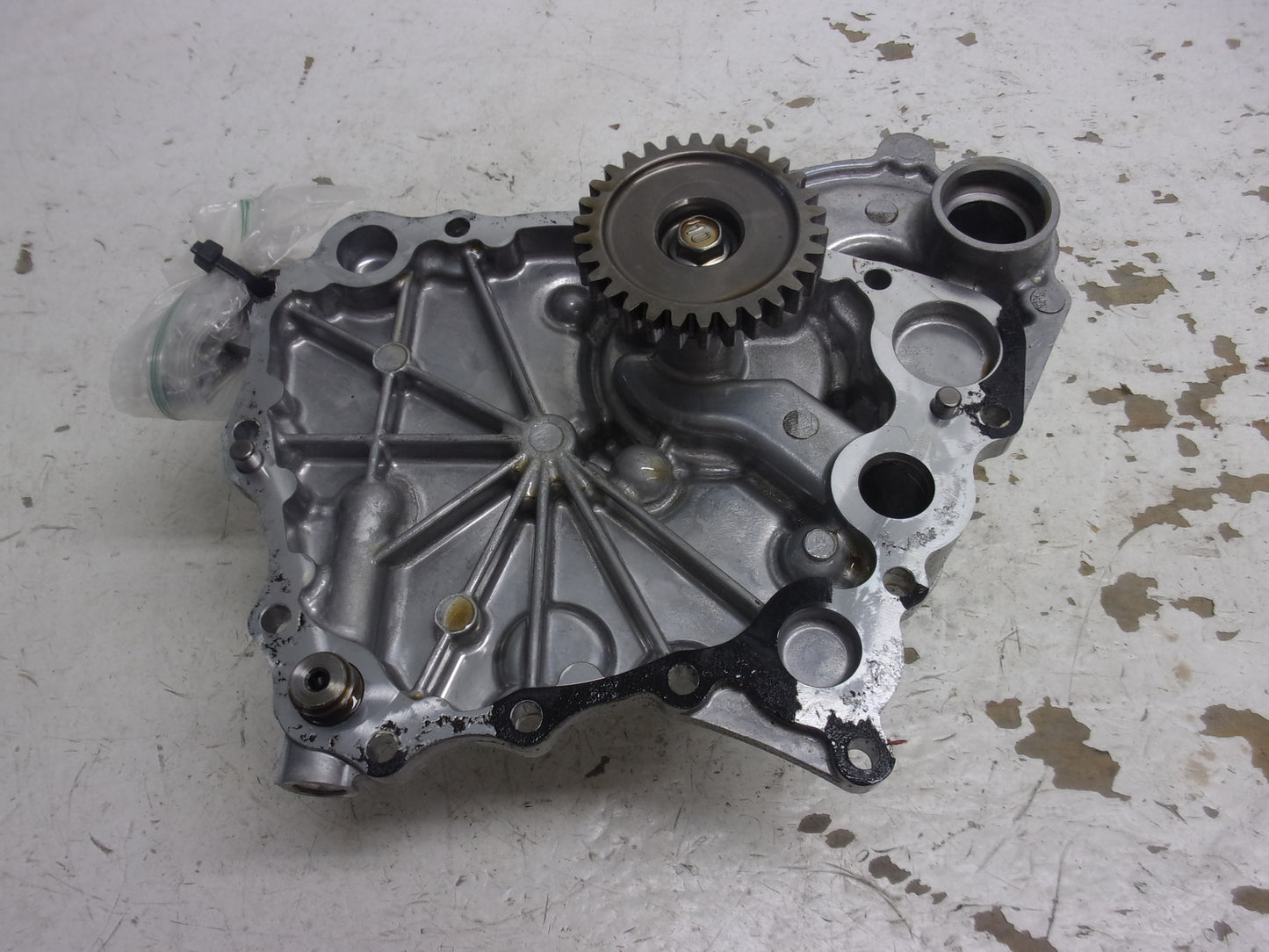 Yamaha Waverunner 2012 FX FZR FZS Oil Pump Housing Assembly Part 6S5-13300-20-00