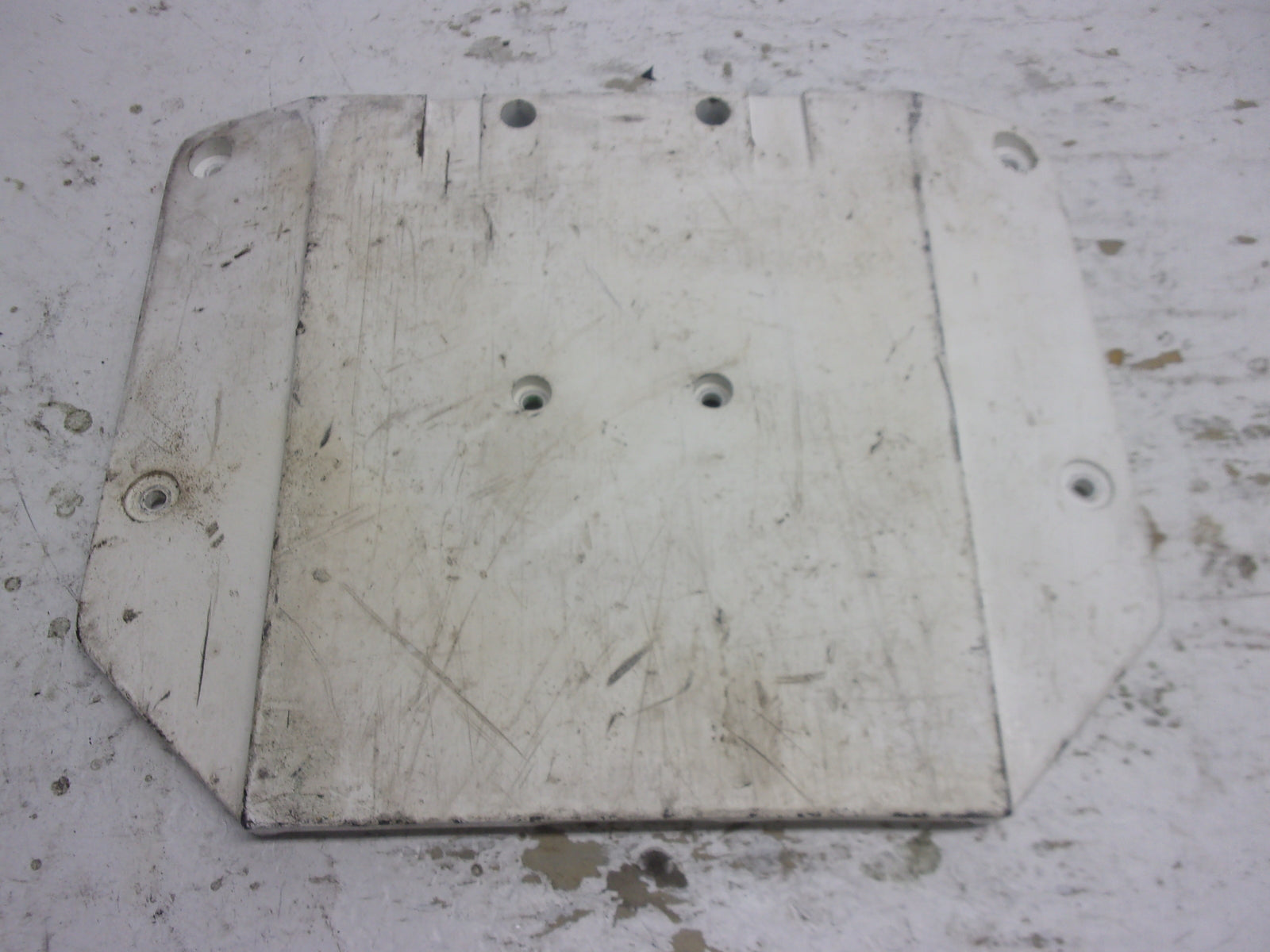 Kawasaki Jet Ski 1998 ZXI 1100 Ride Plate / Jet Pump Cover White 59446-3741-8C