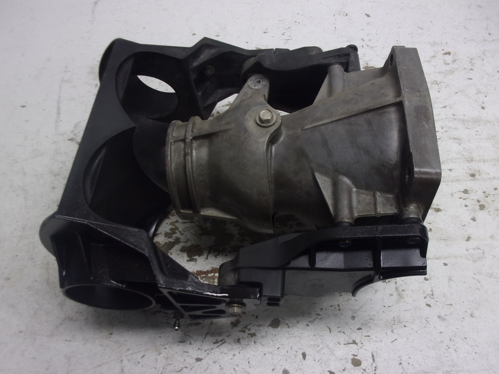 Yamaha WaveRunner 2016-2022 VX OEM Venturi + Nozzle + Rev Gate 6EX-R1318-01-00