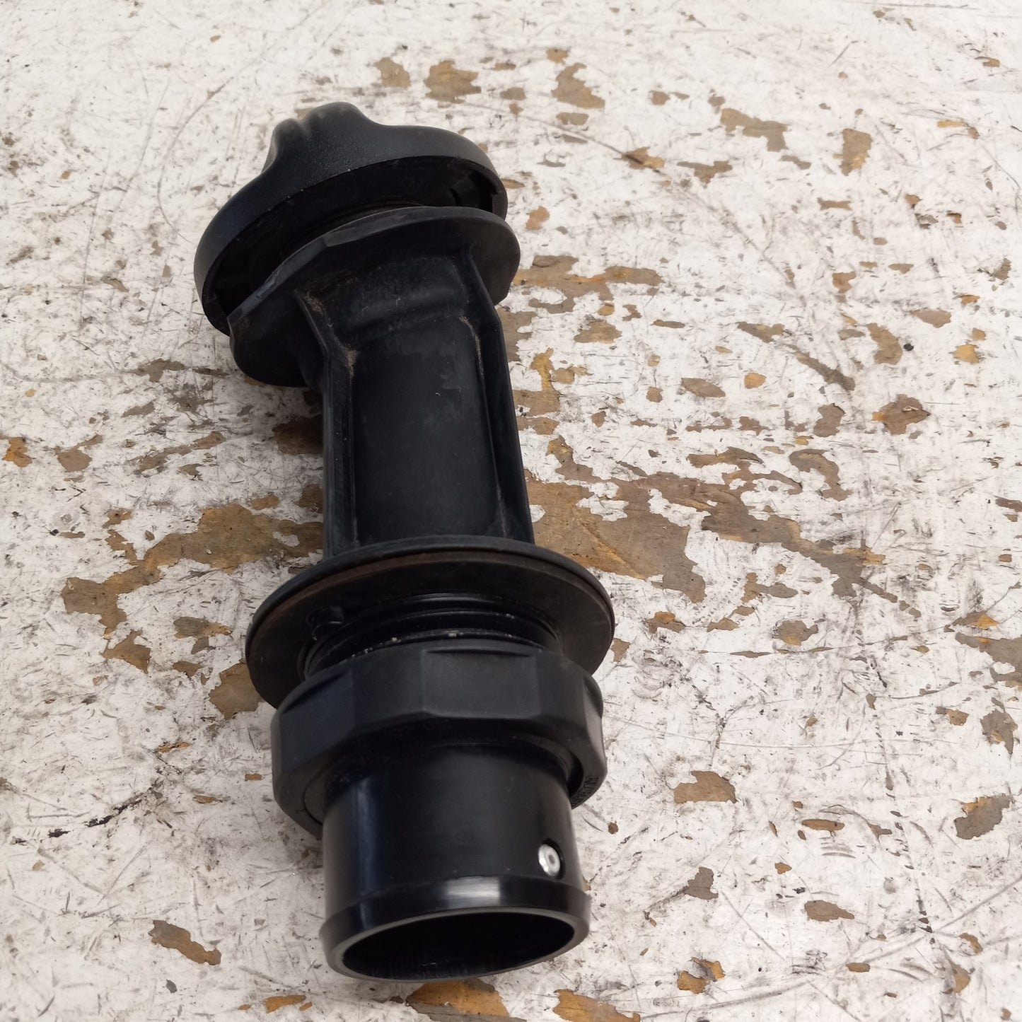 Sea Doo Bombardier 1995-2004 HX XP OEM Fuel Filler Neck + Cap Part# 275500229